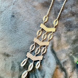 Stella & Dot silver Kimberly statement necklace